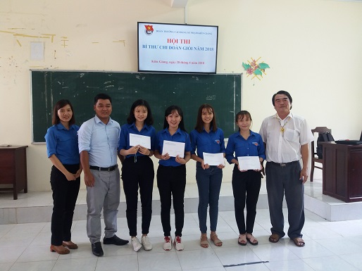 bi thu chi doan 2018 1