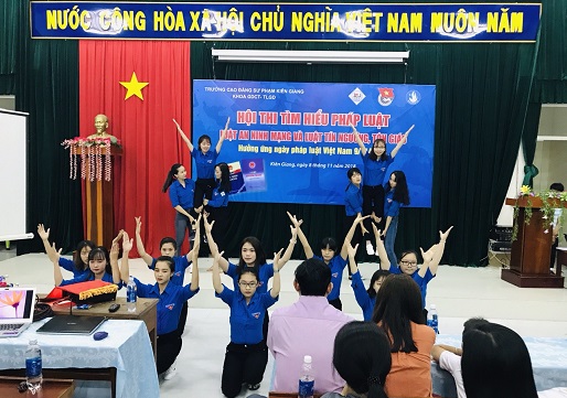 Thi PHAP LUAT 2018 4