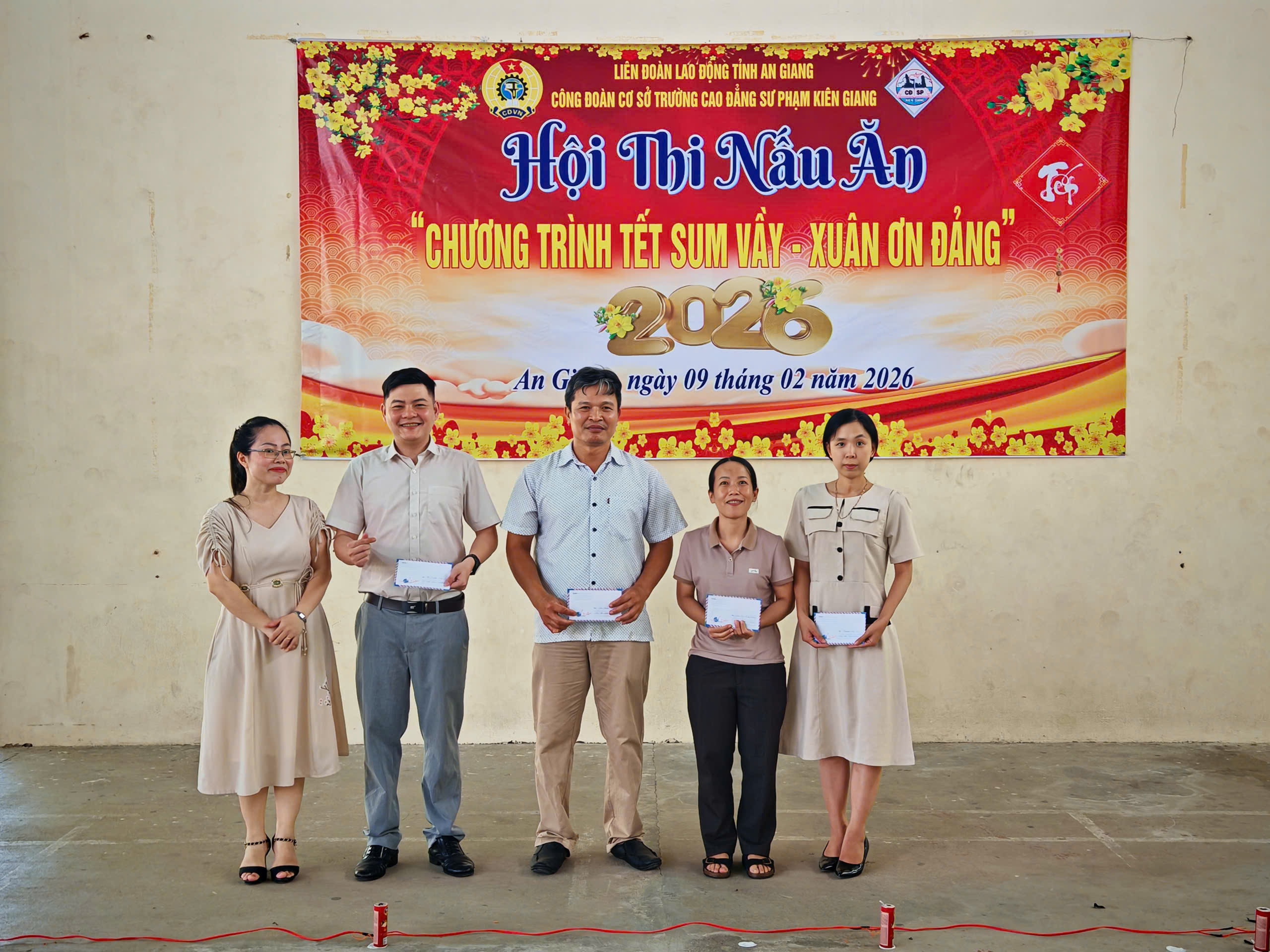 z7518688090905 76285feac8e53ca1c850106db9dcdaf5